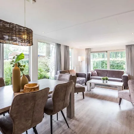 Holiday home Comfortable With Dishwasher, On De Veluwe