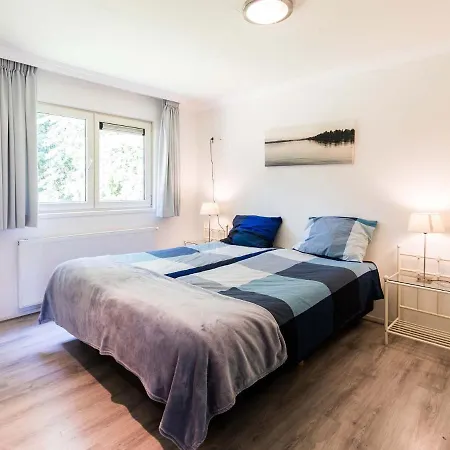 Comfortable With Dishwasher, On De Veluwe Holiday home Ede